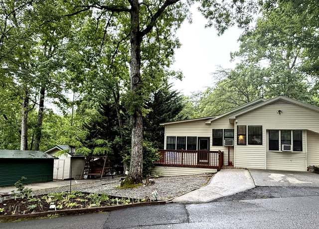 Property at 112 Cindy Pkwy, Cleveland, GA 30528, 3 beds, 2 baths