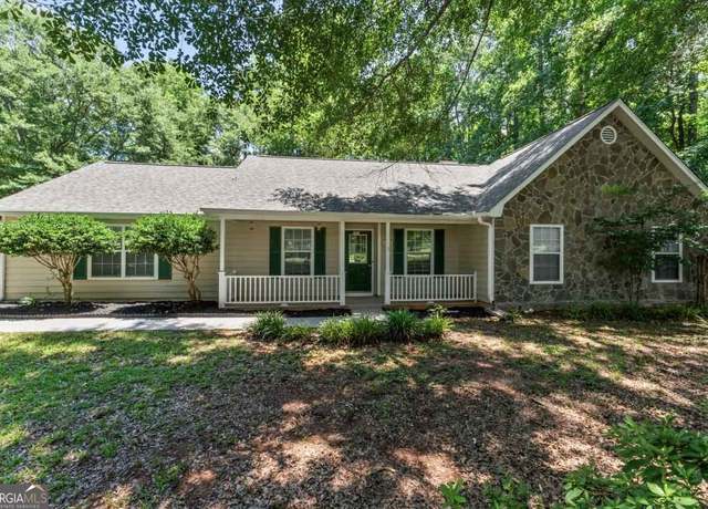 Property at 380 Peach Dr, Mcdonough, GA 30253, 3 beds, 2 baths