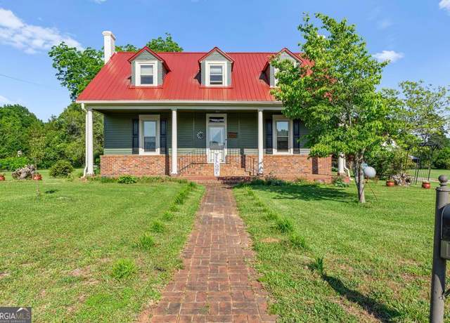 Property at 3940 Highway 18, Molena, GA 30258, 4 beds, 2.5 baths