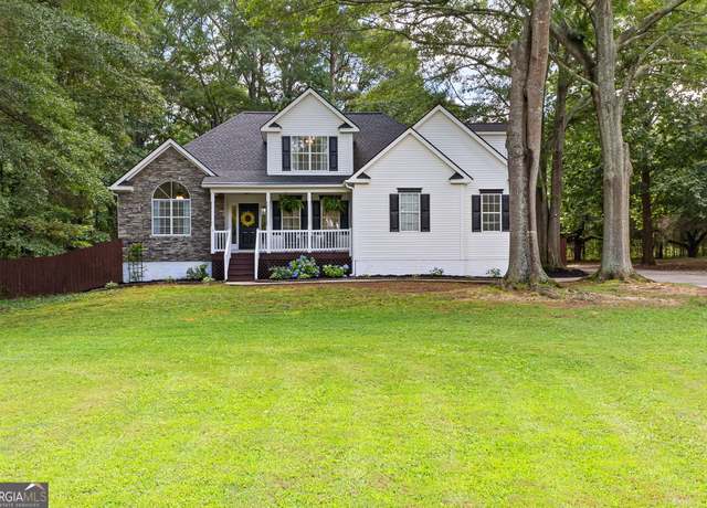 Property at 31 Candlewood Ct, Newnan, GA 30265, 6 beds, 3.5 baths