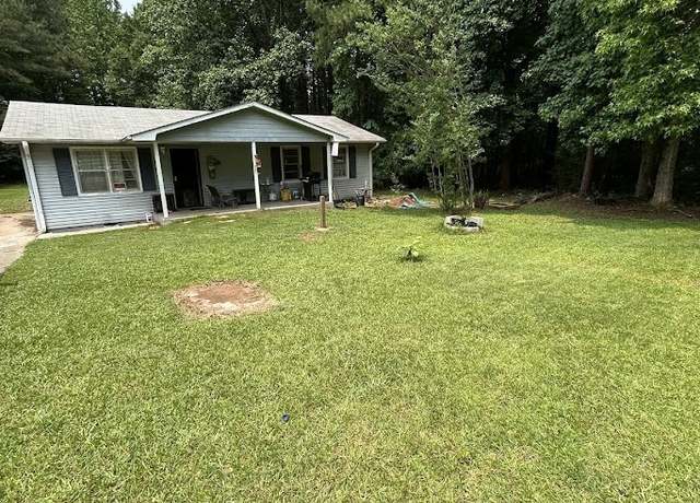 Property at 260 W Teamon Cir, Griffin, GA 30223, 3 beds, 1 bath
