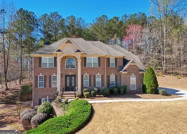 Property at 5615 Toccoa Dr, Douglasville, GA 30135, 5 beds, 4.5 baths