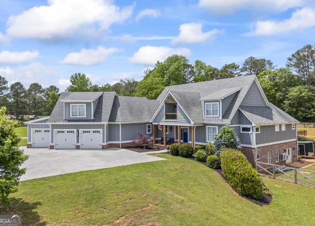 Property at 1040 Peacock Dr, Bishop, GA 30621, 6 beds, 6.5 baths