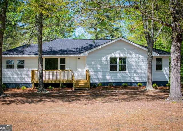 Property at 50 Armstrong Rd, Carrollton, GA 30117, 3 beds, 2 baths