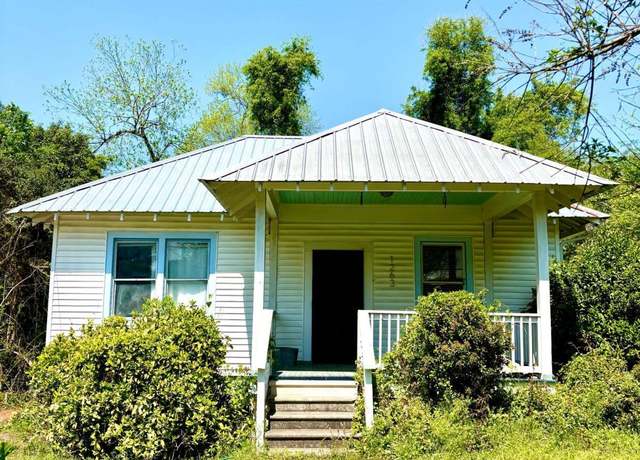 Property at 1263 Broad St, Athens, GA 30601, 3 beds, 2 baths