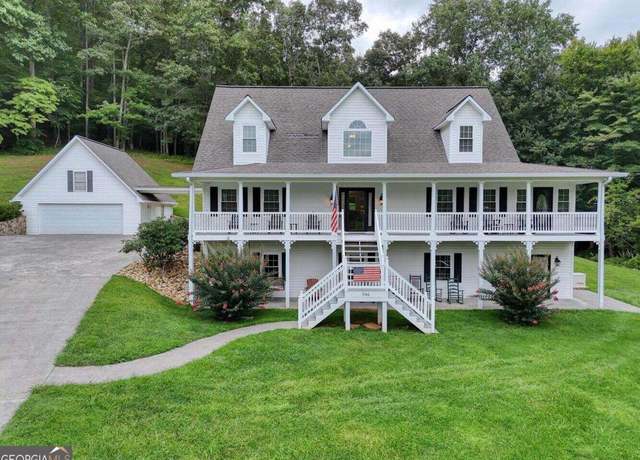 Property at 946 Barefoot Rd, Hiawassee, GA 30546, 4 beds, 3 baths