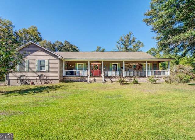 Property at 113 Fill Bridge Rd, Jackson, GA 30233, 3 beds, 2 baths