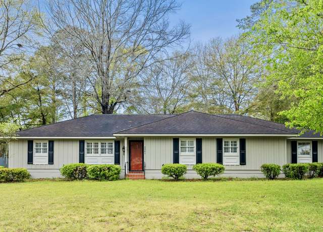Property at 2301 Peacock Dr, Dublin, GA 31021, 3 beds, 3 baths