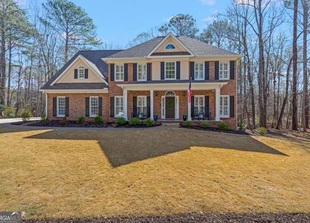 Property at 125 Tall Timber Ct, Fayetteville, GA 30215, 4 beds, 4.5 baths