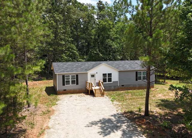 Property at 2126 Amberly Rd, Elberton, GA 30635, 3 beds, 2 baths