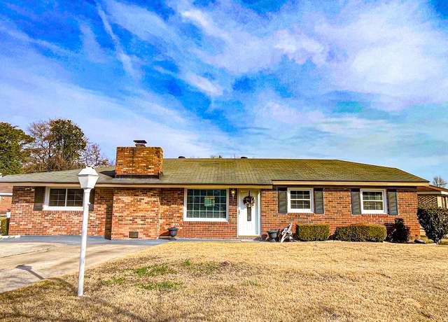 Property at 312 E View Dr, Augusta, GA 30901, 3 beds, 1.5 baths