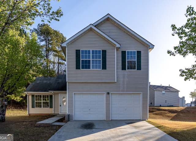 Property at 2536 Lancewood Ln, Lithonia, GA 30058, 3 beds, 2.5 baths