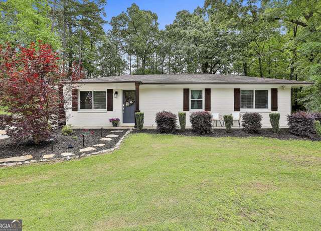 Property at 306 N Meade Dr, Peachtree City, GA 30269, 3 beds, 2 baths