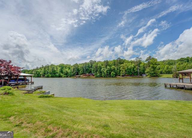 Property at 16 Waters Bridge Cir, Covington, GA 30014