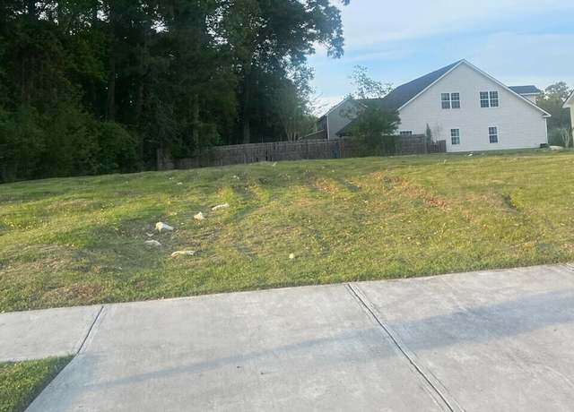Property at 349 Stonebridge Cir, Savannah, GA 31419
