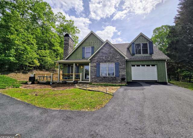 Property at 726 Gage Dr, Hiawassee, GA 30546, 3 beds, 2.5 baths