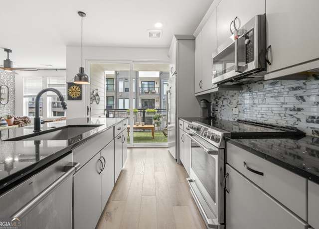 Property at 383 Pratt Dr Unit 506, Atlanta, GA 30315, 4 beds, 3 baths