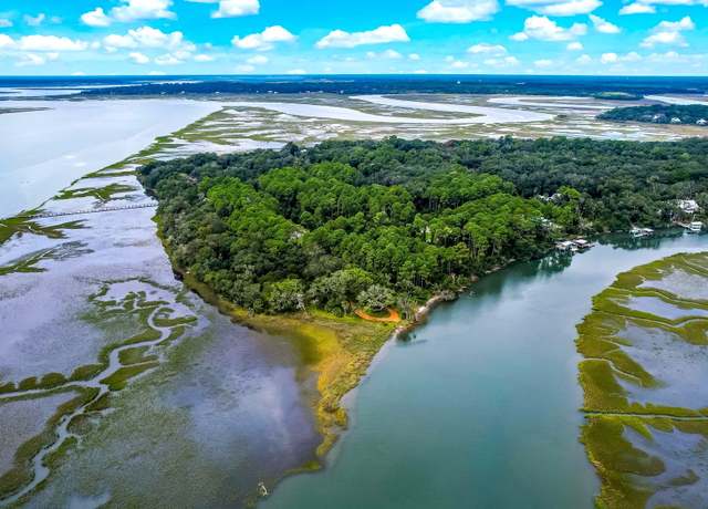 Property at 120 Carousers Cv, St. Marys, GA 31558