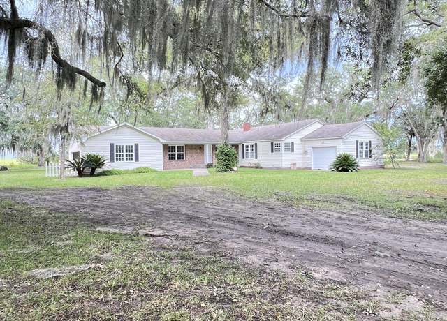 Property at 7181 Blythe Island Hwy, Brunswick, GA 31523, 4 beds, 2.5 baths