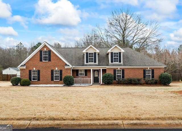 Property at 115 Stewart Hollow Ln, Covington, GA 30016, 4 beds, 2.5 baths