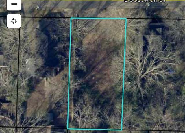 Property at 946 E Solomon St, Griffin, GA 30223