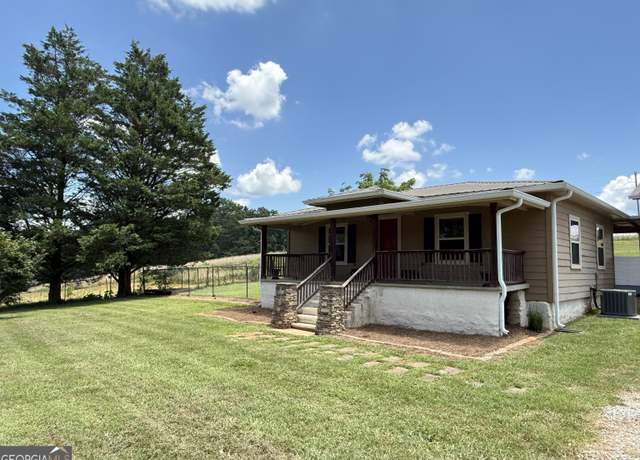 Property at 1092 May White Rd, Cleveland, GA 30528, 2 beds, 2 baths