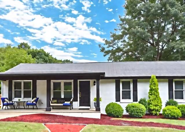 Property at 1523 Delia Dr, Decatur, GA 30033, 5 beds, 3 baths
