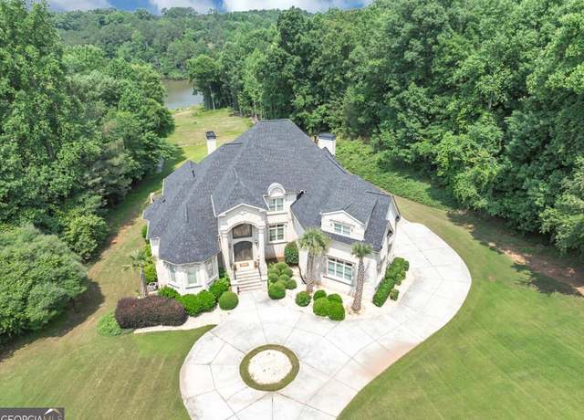 Property at 4233 Sandstone Shores Dr, Lithonia, GA 30038, 5 beds, 6 baths