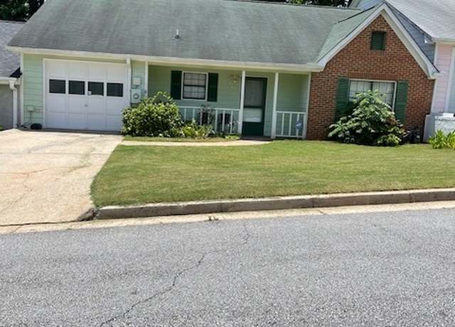 Property at 207 Oak Cir N, Stockbridge, GA 30281, 3 beds, 2 baths