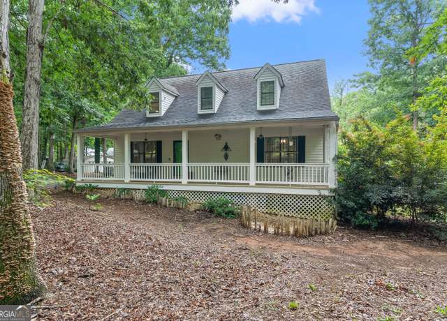 Property at 121 E River Bend Dr, Eatonton, GA 31024, 4 beds, 3 baths