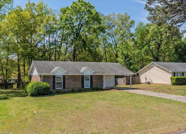 Property at 611 Trove Dr NW, Rome, GA 30165, 3 beds, 2 baths
