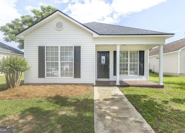Property at 102 Rex Ct, Warner Robins, GA 31088, 3 beds, 2 baths