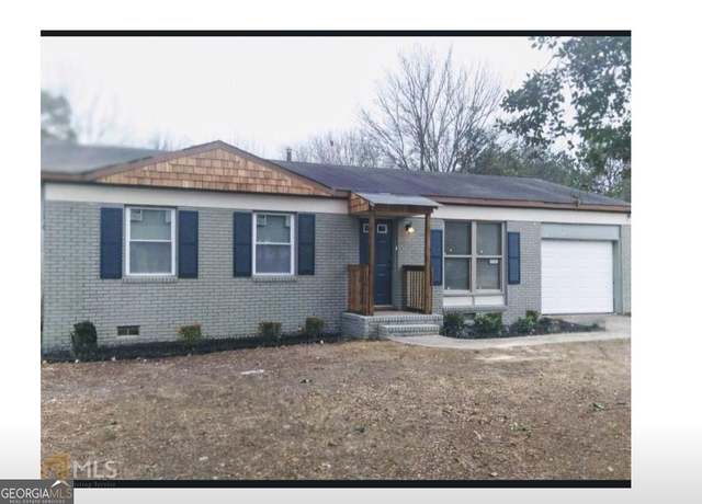 Property at 2824 Village Green Dr, Macon, GA 31206, 3 beds, 1 bath