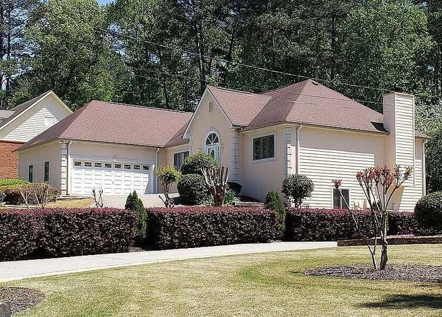 Property at 1522 Catherine Ct, Suwanee, GA 30024, 6 beds, 3.5 baths