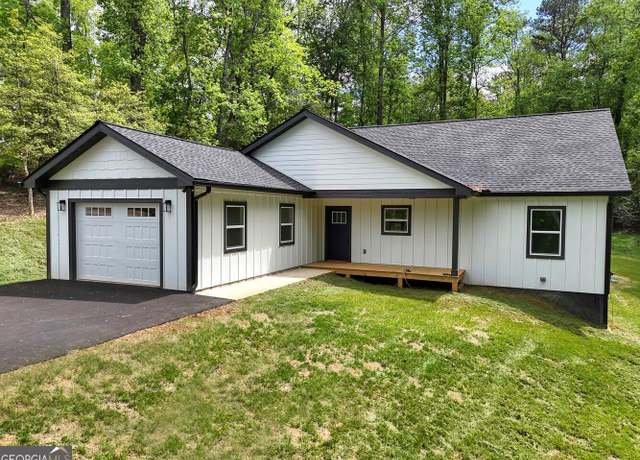 Property at 98 Oxford Trl, Blairsville, GA 30512, 3 beds, 2 baths