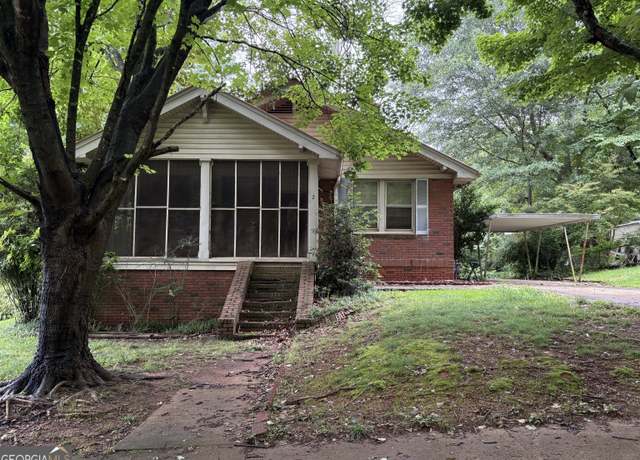 Property at 2 5th St, Gainesville, GA 30504, 2 beds, 1 bath