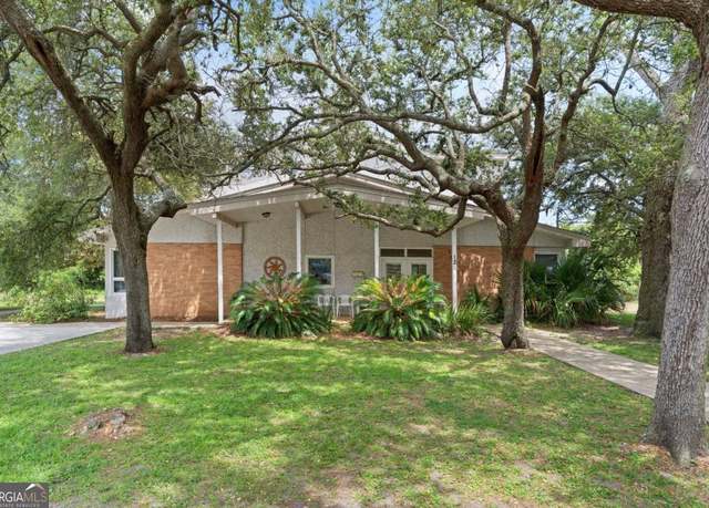 Property at 12 Bliss Ln, Jekyll Island, GA 31527, 5 beds, 3 baths