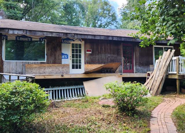 Property at 1174 Coyote Ct, Macon, GA 31220, 3 beds, 2 baths