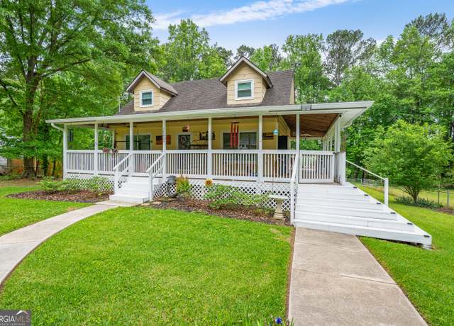 Property at 3777 Edward Rd, Rex, GA 30273, 3 beds, 2.5 baths