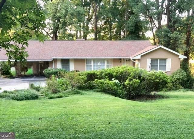 Property at 235 South Dr, Hampton, GA 30228, 3 beds, 2 baths