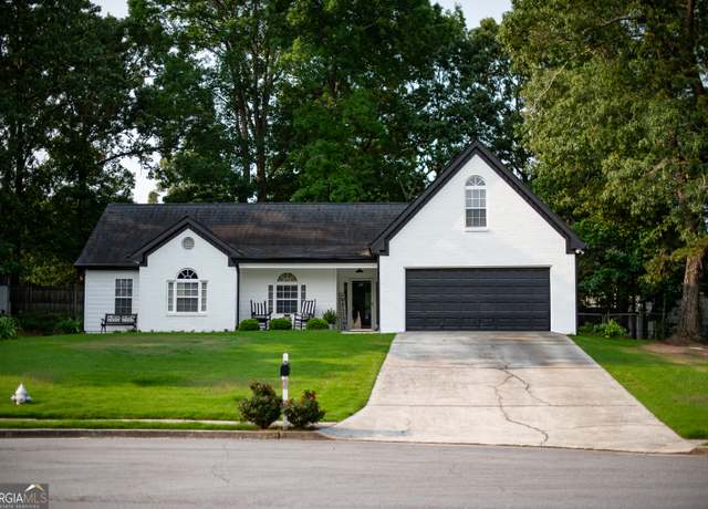 Property at 1612 Cagle Ct, Lawrenceville, GA 30045, 3 beds, 2 baths