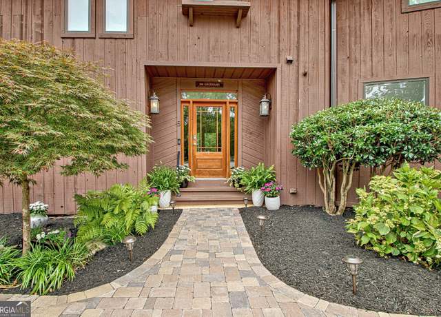 Property at 4 & 5 Northlake Cir, Peachtree City, GA 30269, 4 beds, 3.5 baths