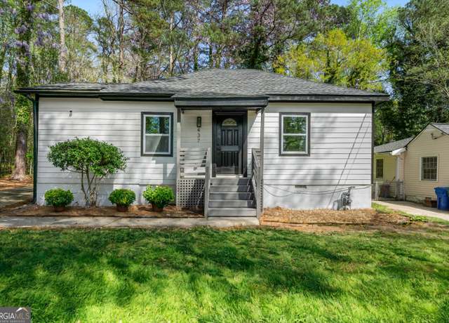 Property at 437 Collier Ridge Dr NW, Atlanta, GA 30318, 4 beds, 3 baths