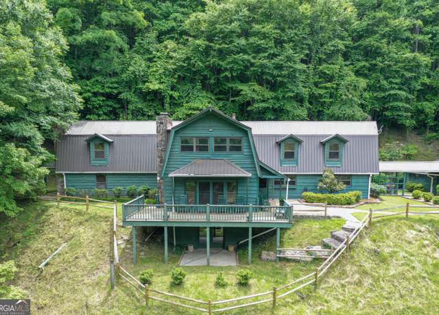 Property at 1018 Blacks Creek Dr, Clayton, GA 30525, 5 beds, 4.5 baths