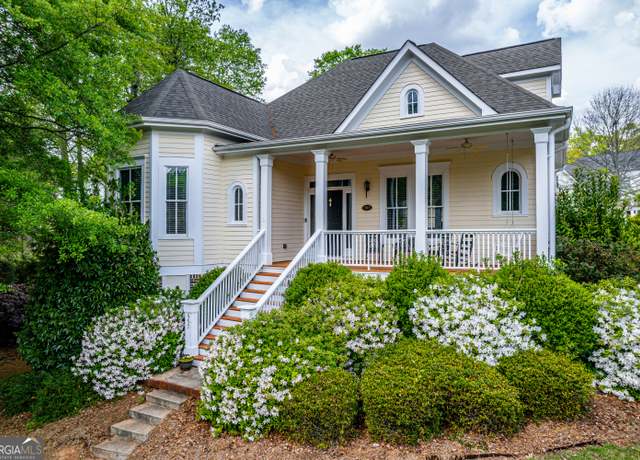 Property at 557 Village Rd, Madison, GA 30650, 3 beds, 3.5 baths