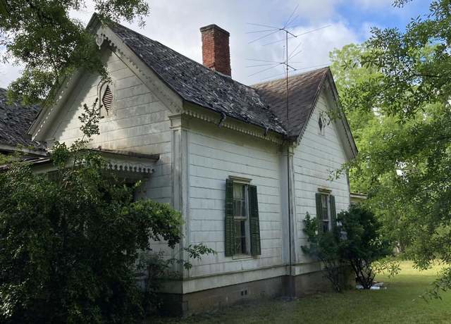 Property at 12196 Linton Rd S, Sparta, GA 31087, 4 beds, 1 bath