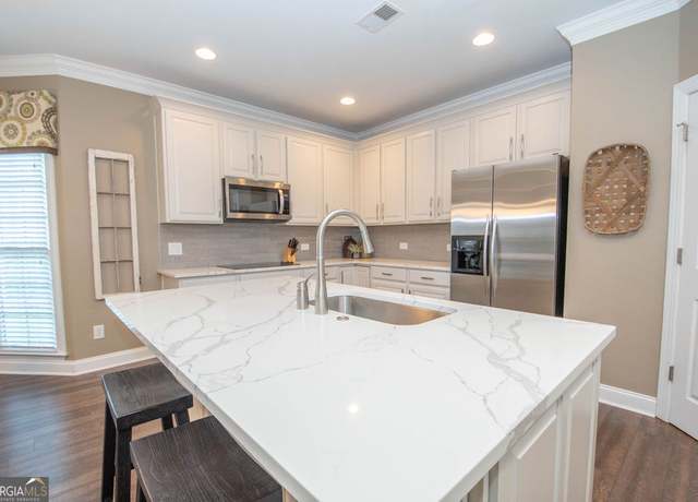 Property at 220 Lavender Oasis, Peachtree City, GA 30269, 5 beds, 4.5 baths