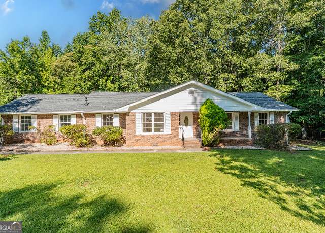 Property at 115 Brookwood Ln, Fayetteville, GA 30215, 3 beds, 2 baths