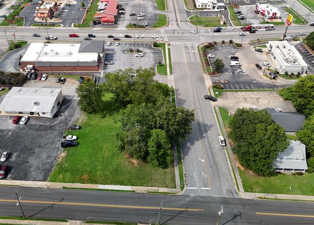 Property at 261 Heard St, Elberton, GA 30635