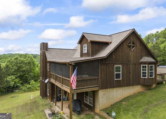 Property at 315 Mount Carmel Rd, Morganton, GA 30560, 3 beds, 2.5 baths